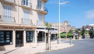 http://www.maisonactuelleettravaux.com/wp-content/uploads/2017/02/agence-Biarritz-Palais-300x174.jpg