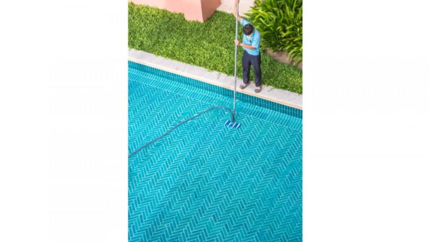 http://www.maisonactuelleettravaux.com/wp-content/uploads/2018/03/entretien-piscine.jpg-628x353.jpg