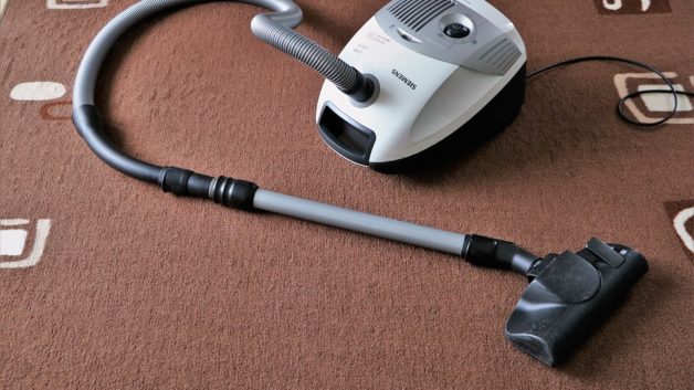 http://www.maisonactuelleettravaux.com/wp-content/uploads/2018/11/image-aspirateur-628x353.jpg
