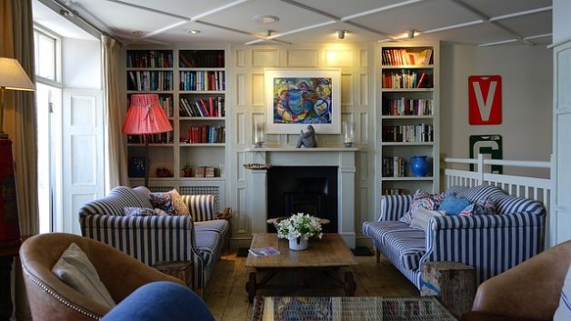 http://www.maisonactuelleettravaux.com/wp-content/uploads/2019/02/pourquoi-opter-mobilier-bois-628x353.jpg