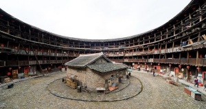 tulou1